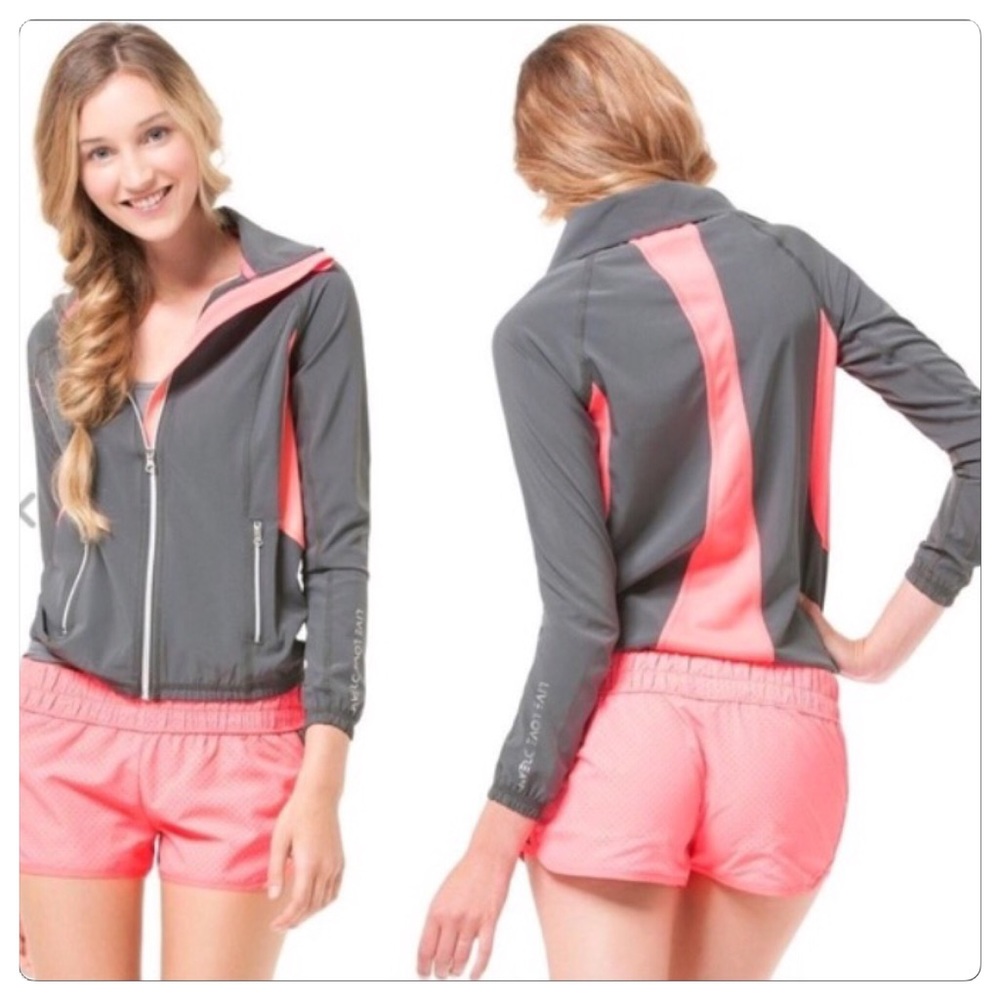 🆕 Aero gray pink zip-up track yoga jacket